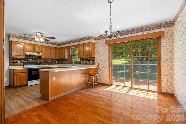 27 Windy Acres Drive, Fairview, NC 28730