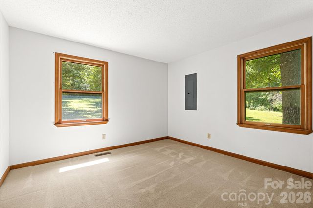 27 Windy Acres Drive, Fairview, NC 28730