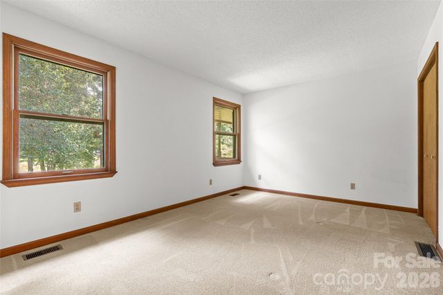 27 Windy Acres Drive, Fairview, NC 28730
