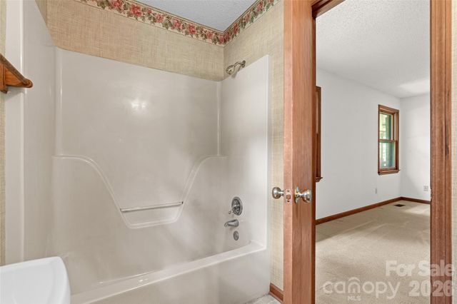 27 Windy Acres Drive, Fairview, NC 28730