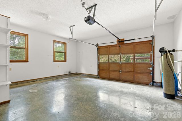 27 Windy Acres Drive, Fairview, NC 28730