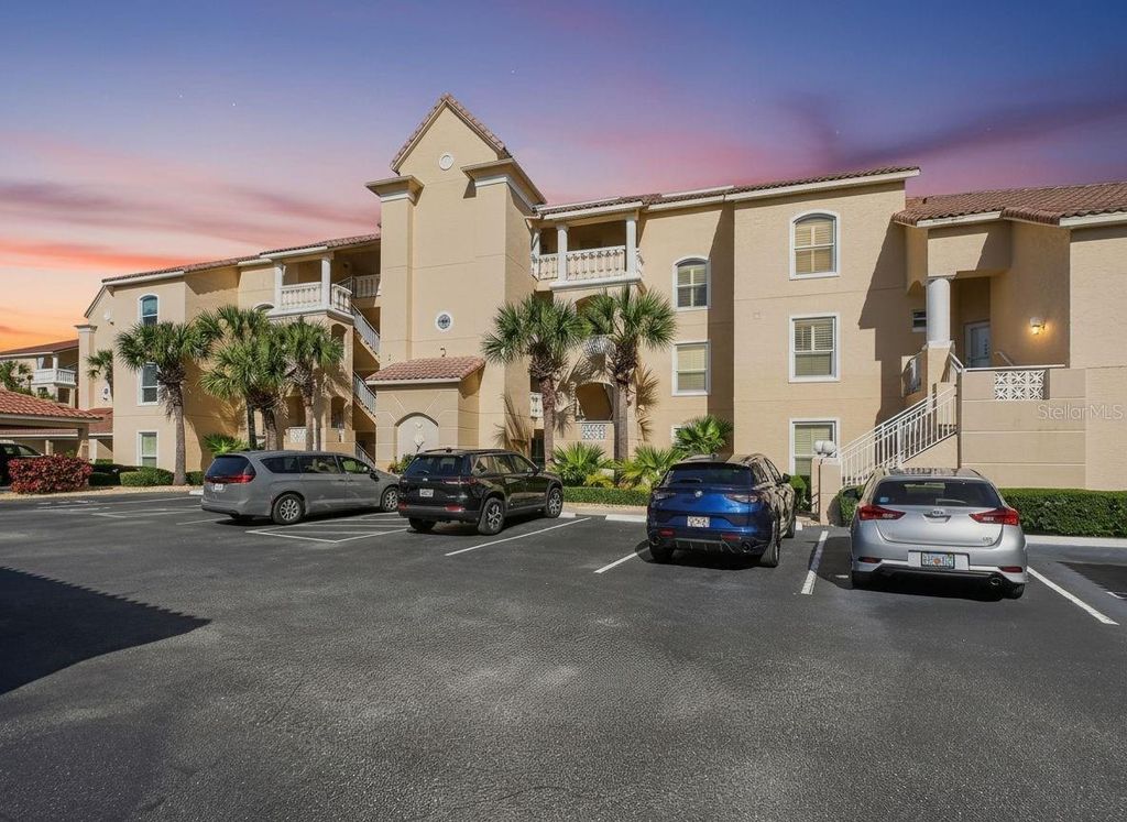 Image 49 of property listing at 434 BOUCHELLE DRIVE 304, New Smyrna Beach, FL 32169