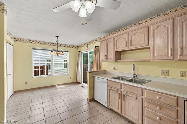 30731 Jasmine Court 56A, North Olmsted, OH 44070
