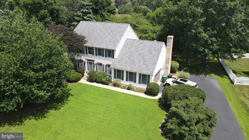 5 WATERWHEEL CIR, Dover, DE 19901
