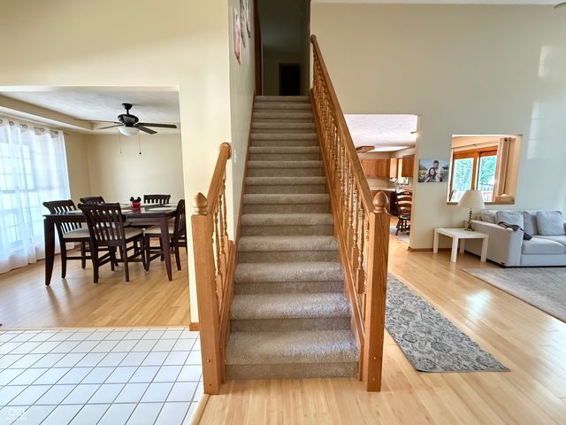 2055 Pinewood Drive, Columbus, IN 47203