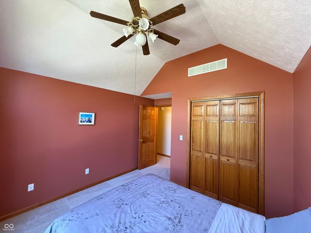 2055 Pinewood Drive, Columbus, IN 47203