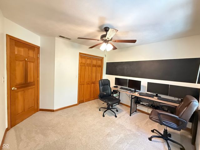 2055 Pinewood Drive, Columbus, IN 47203