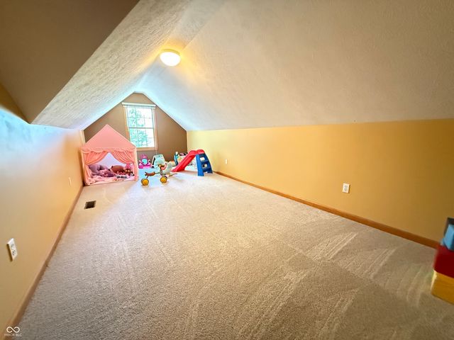 2055 Pinewood Drive, Columbus, IN 47203