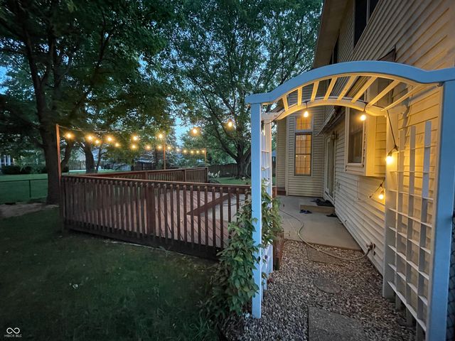 2055 Pinewood Drive, Columbus, IN 47203