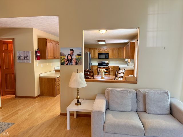2055 Pinewood Drive, Columbus, IN 47203