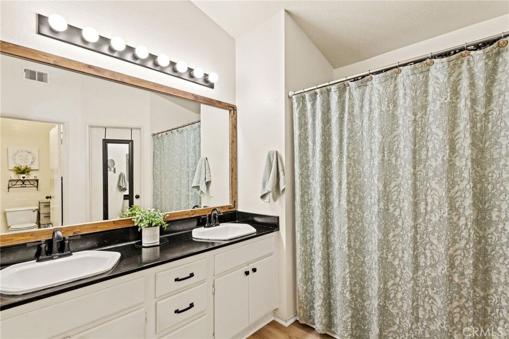 Image 18 of property listing at 7615 Canberra Way, Riverside, CA 92508