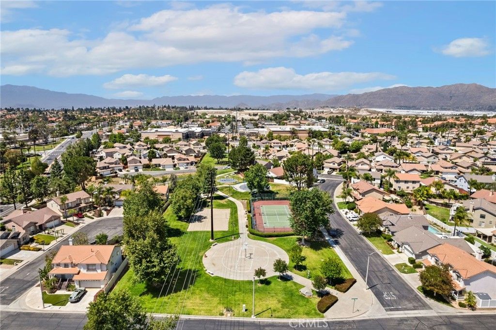 Image 2 of property listing at 7615 Canberra Way, Riverside, CA 92508