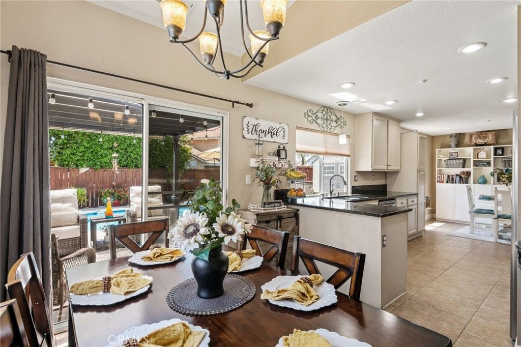 Image 8 of property listing at 7615 Canberra Way, Riverside, CA 92508
