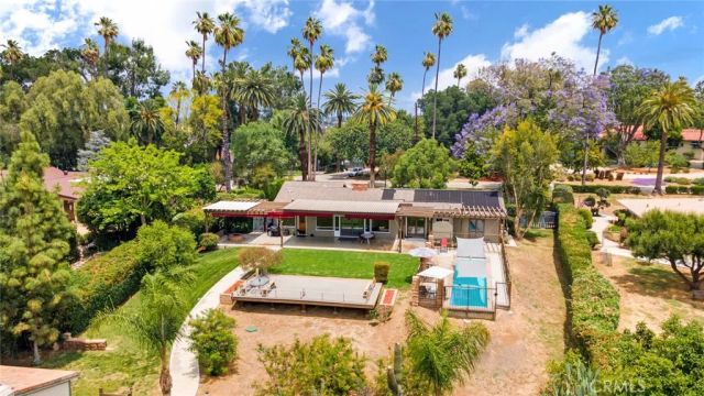 2886 Mcallister, Riverside, CA 92503