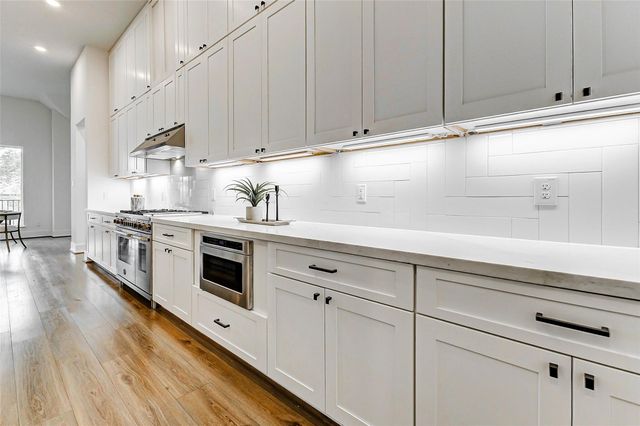 15505 Shanghai Street, Jersey Village, TX 77040