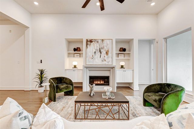 15505 Shanghai Street, Jersey Village, TX 77040