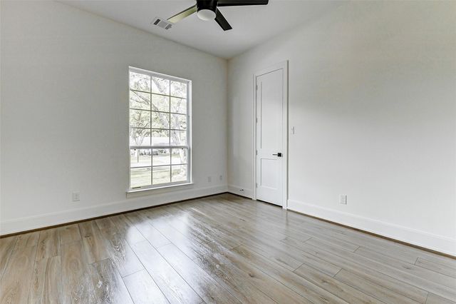 15505 Shanghai Street, Jersey Village, TX 77040