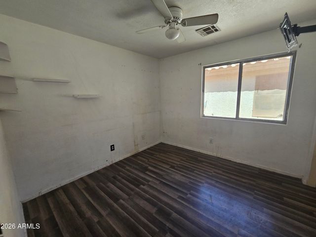 833 E PIMA Avenue, Apache Junction, AZ 85119