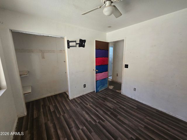 833 E PIMA Avenue, Apache Junction, AZ 85119