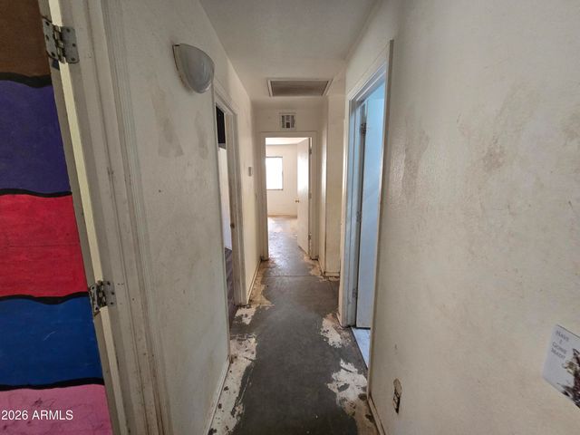 833 E PIMA Avenue, Apache Junction, AZ 85119