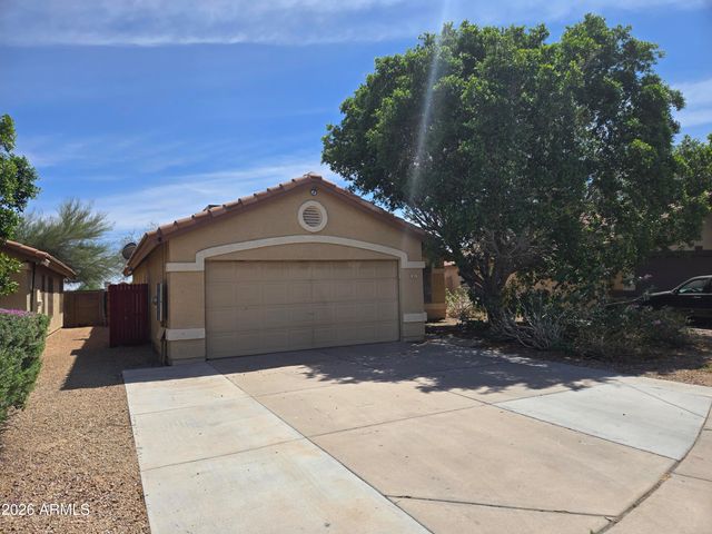 833 E PIMA Avenue, Apache Junction, AZ 85119