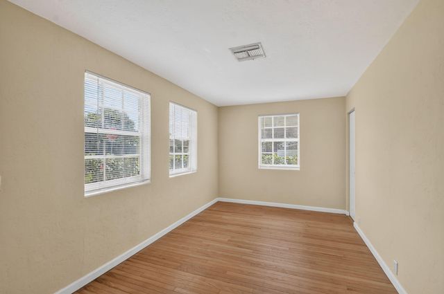 603 N Broadway, Lantana, FL 33462