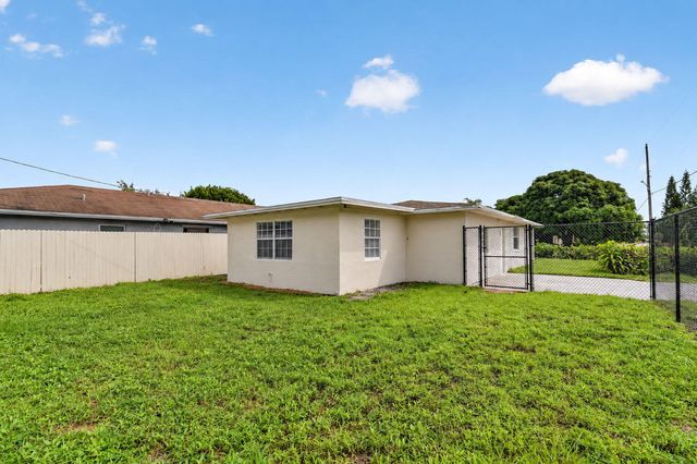603 N Broadway, Lantana, FL 33462