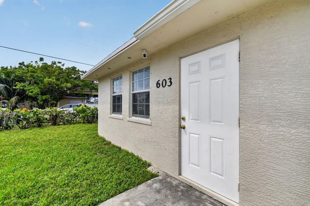 603 N Broadway, Lantana, FL 33462