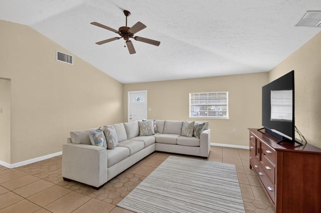 603 N Broadway, Lantana, FL 33462