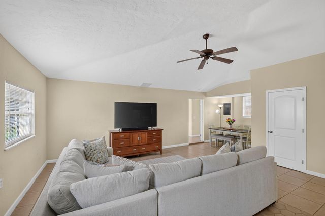 603 N Broadway, Lantana, FL 33462