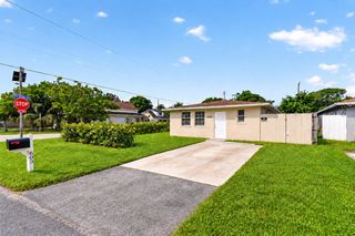 603 N Broadway, Lantana, FL 33462