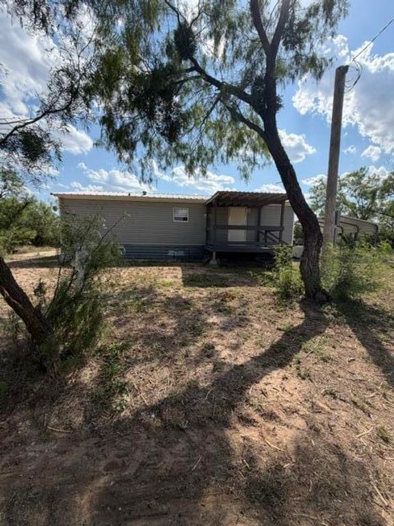 Image 14 of property listing at 8330 Pine Lane, Grape Creek, TX 76901