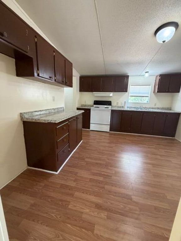 Image 6 of property listing at 8330 Pine Lane, Grape Creek, TX 76901