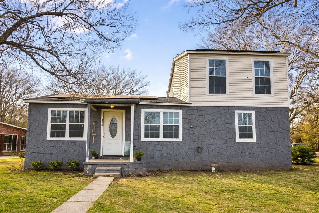 108 N Ellis Ave Avenue, Mt Pleasant, TX 75455