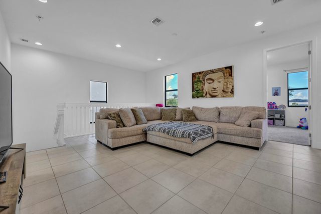 4979 Coquina Place, Westlake, FL 33470