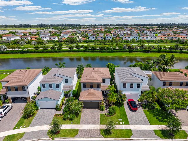 4979 Coquina Place, Westlake, FL 33470