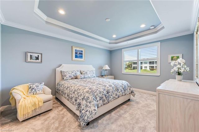 6948 Avalon CIR # 604, Naples, FL 34112