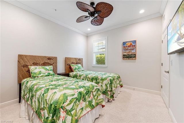 6948 Avalon CIR # 604, Naples, FL 34112