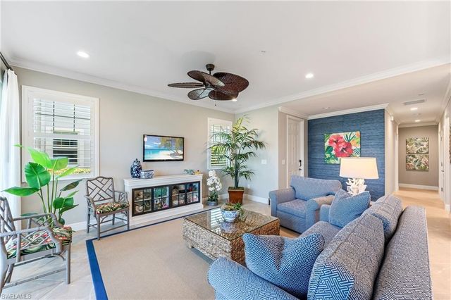 6948 Avalon CIR # 604, Naples, FL 34112