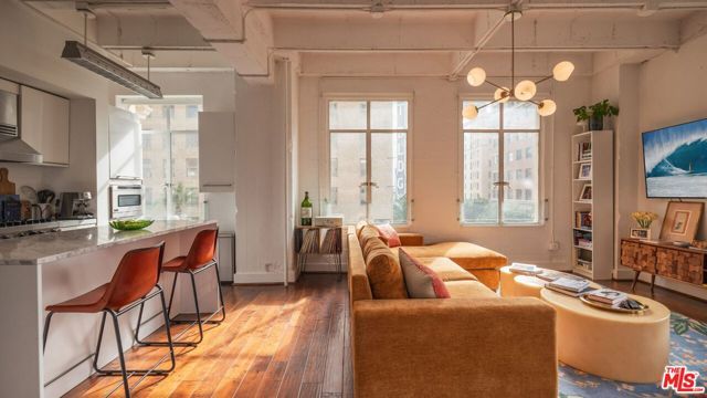 6253 Hollywood Boulevard 402, Los Angeles, CA 90028