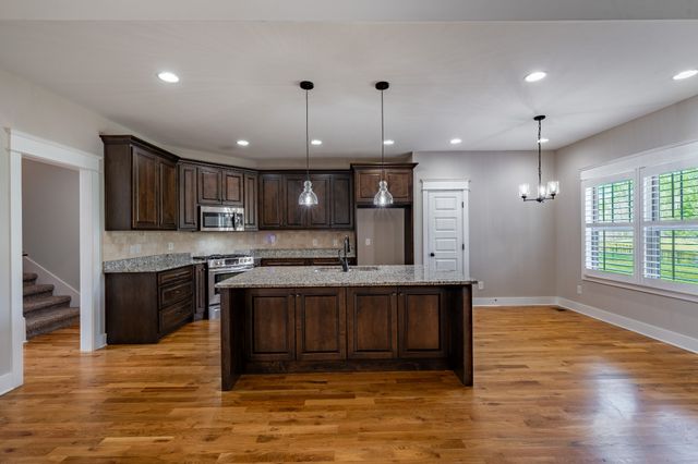 3053 Wedgewood Dr, Greenbrier, TN 37073