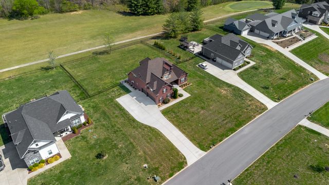 3053 Wedgewood Dr, Greenbrier, TN 37073