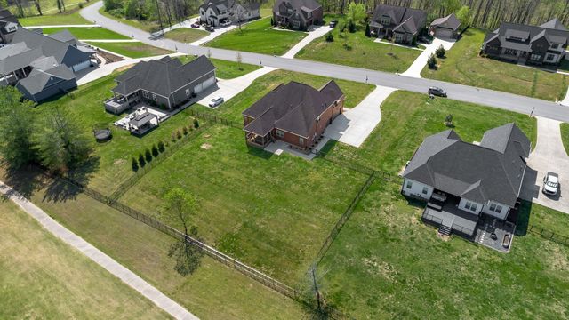 3053 Wedgewood Dr, Greenbrier, TN 37073
