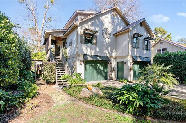 608 Palmetto Street, St Simons Island, GA 31522