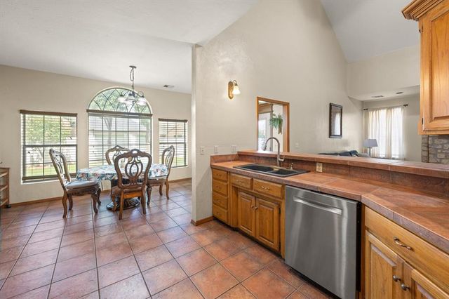 125 NW 147th Street, Edmond, OK 73013