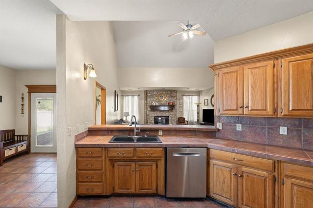 125 NW 147th Street, Edmond, OK 73013