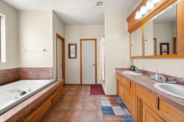 125 NW 147th Street, Edmond, OK 73013