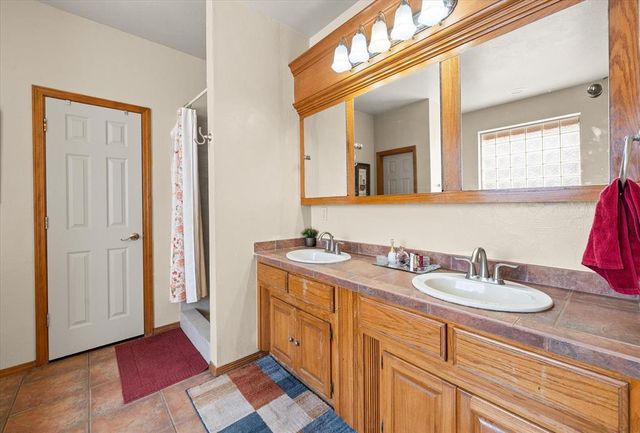 125 NW 147th Street, Edmond, OK 73013