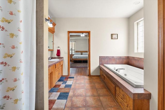 125 NW 147th Street, Edmond, OK 73013