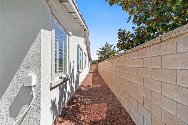 16339 Basswood Lane, Fontana, CA 92336